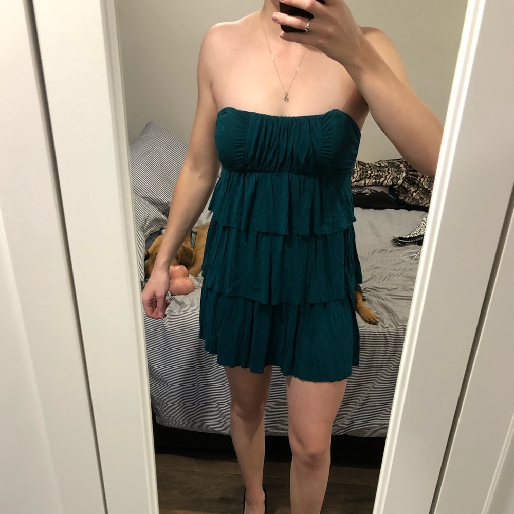 Super cute mini dress!